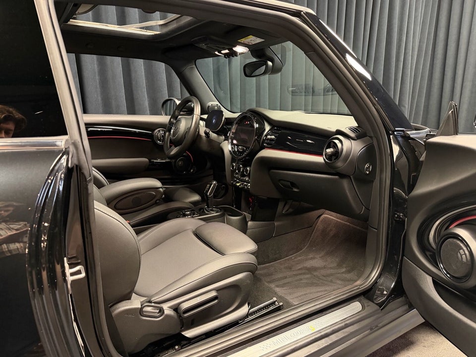 MINI Cooper SE Edition Premium Plus 3d