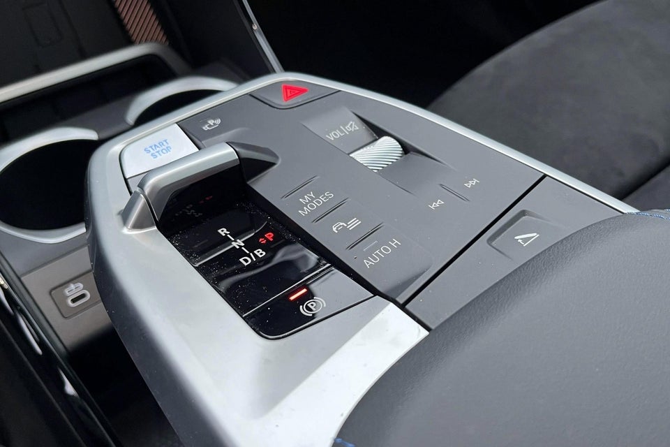 BMW iX1 xDrive30 Fully Charged M-Sport 5d
