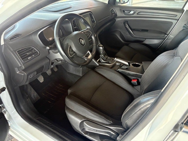Renault Megane IV 1,2 TCe 100 Life Sport Tourer 5d