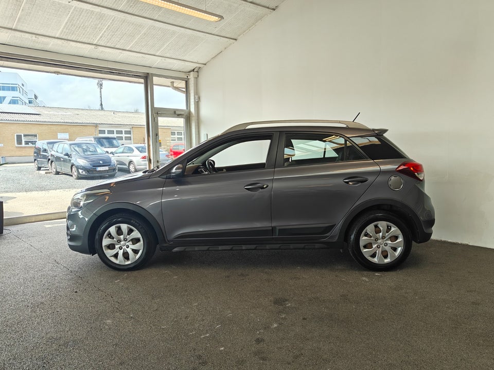 Hyundai i20 Active Cross 1,4 CRDi 90 Trend 5d