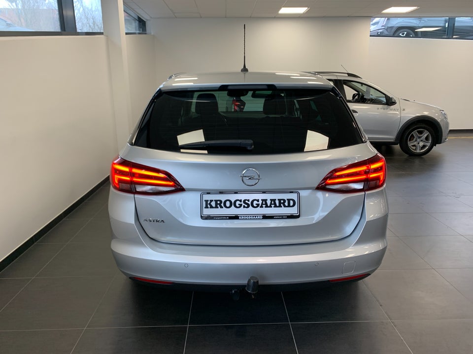 Opel Astra 1,2 T 110 Elegance Sports Tourer 5d