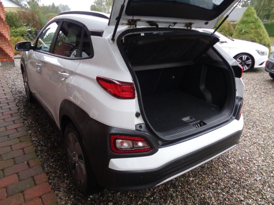 Hyundai Kona 64 EV Advanced 5d