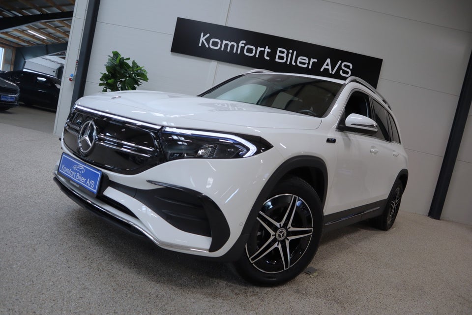 Mercedes EQB250 AMG Line 5d