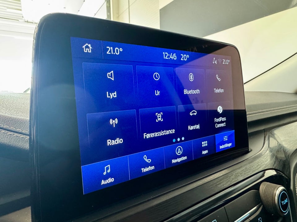 Ford Kuga 2,5 PHEV Vignale CVT 5d