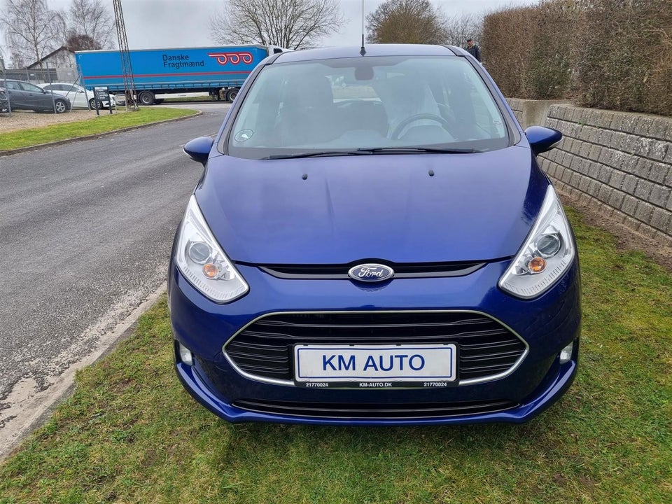 Ford B-MAX 1,0 SCTi 100 Titanium 5d