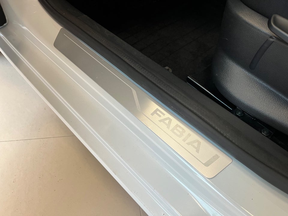 Skoda Fabia 1,0 TSi 95 Ambition 5d