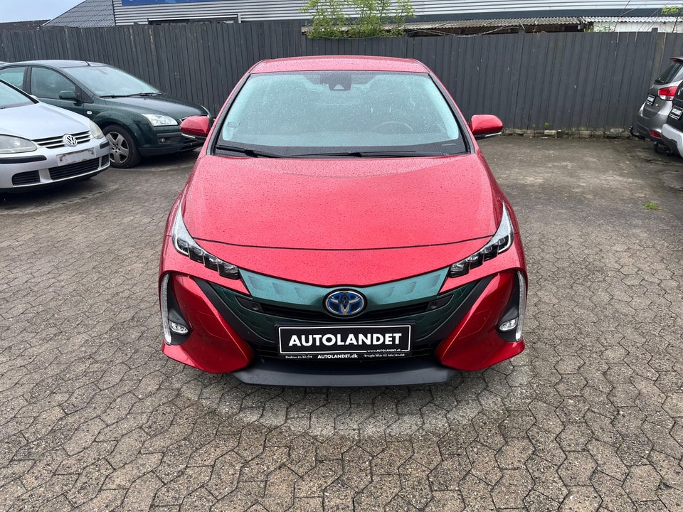Toyota Prius 1,8 Plug-in Hybrid H4 MDS 5d