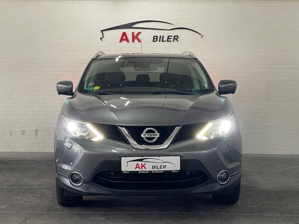 Nissan Qashqai 1,6 dCi 130 Tekna 5d