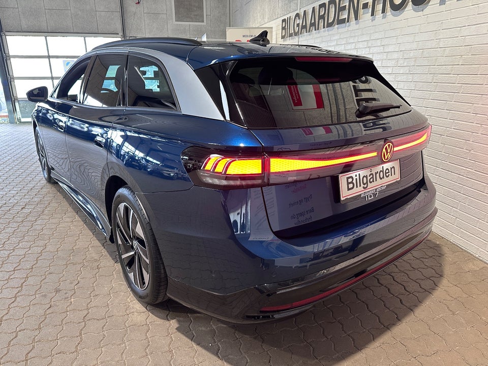 VW ID.7 77 Pro Tourer 5d