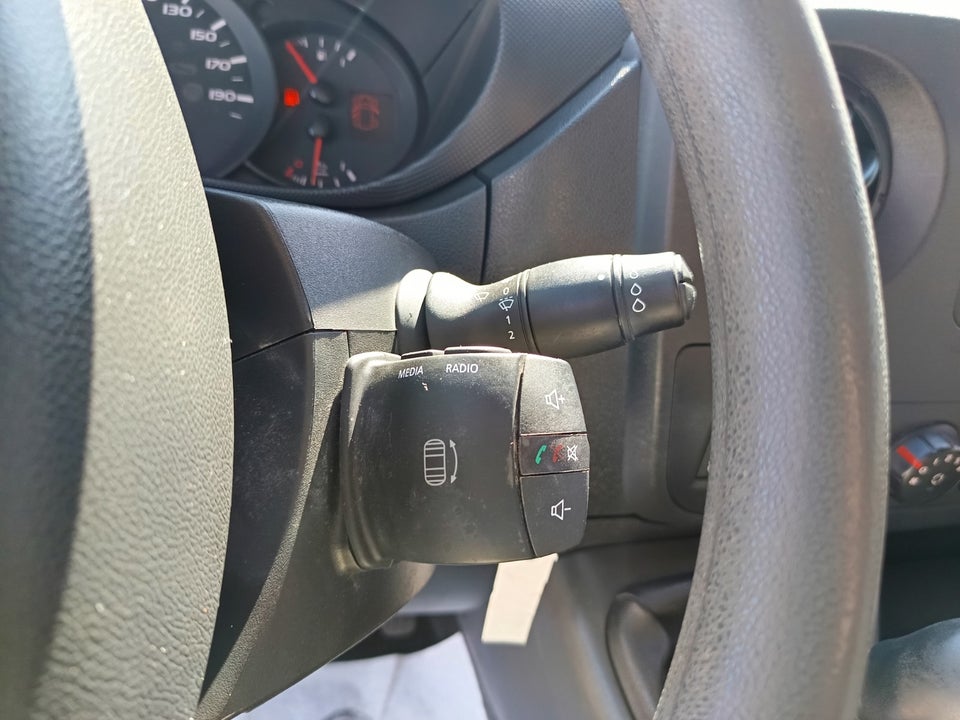 Renault Master III T35 2,3 dCi 145 L3 Db.Kab m/lad 4d