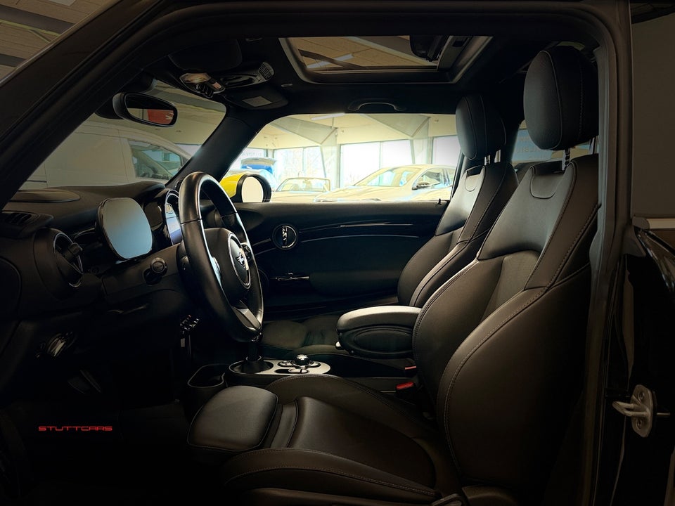 MINI Cooper SE Classic Trim 3d