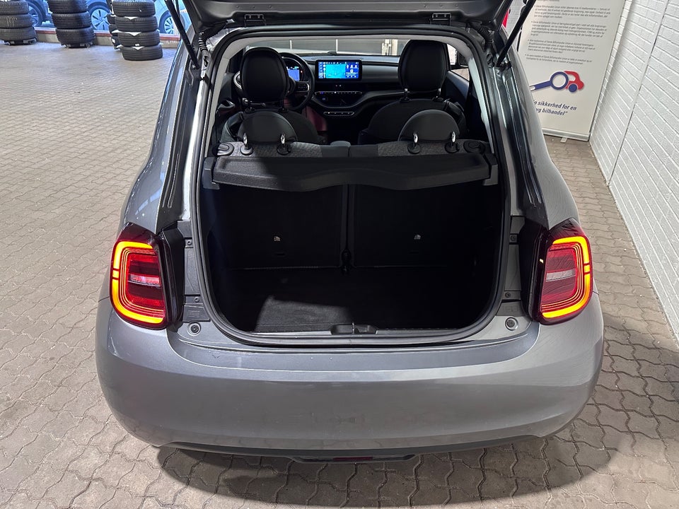 Fiat 500e 42 Icon 3d