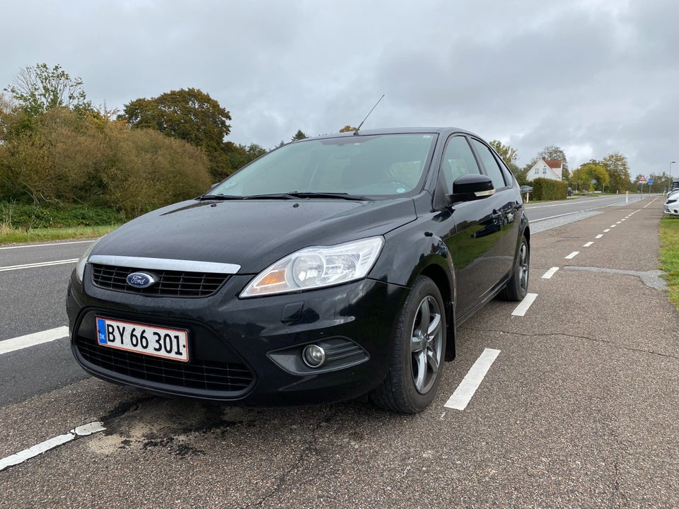 Ford Focus 1,6 Trend 5d