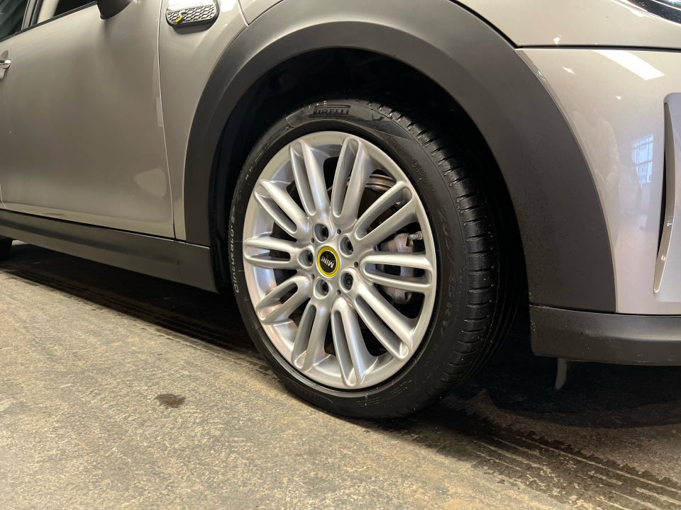 MINI Cooper SE Edition Premium Plus 3d