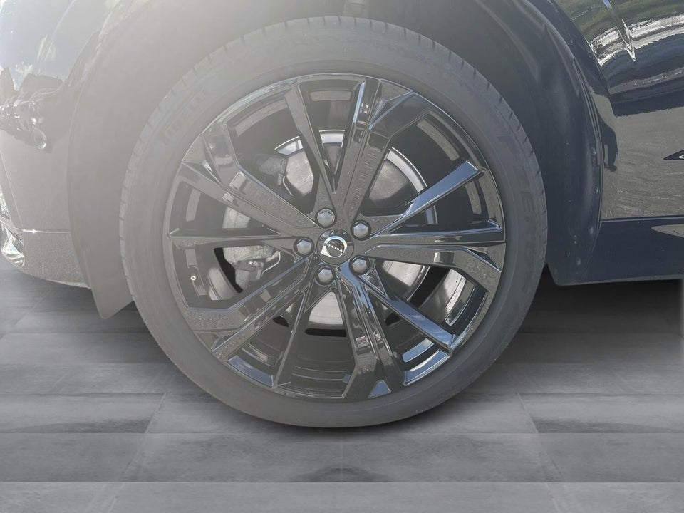 Volvo XC60 2,0 T6 ReCharge Black Edition aut. AWD 5d