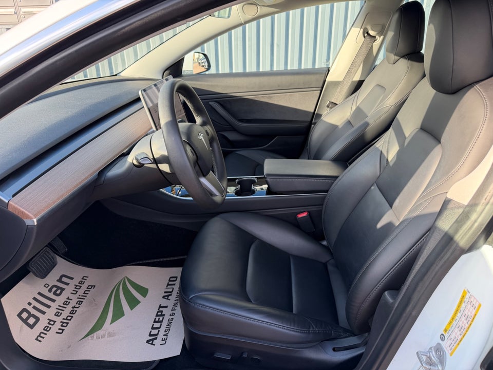 Tesla Model 3 Long Range AWD 4d