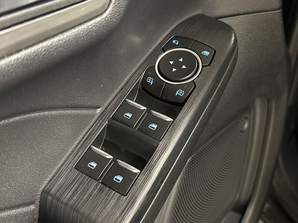 Ford Kuga 2,5 PHEV Titanium CVT 5d