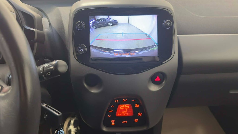 Toyota Aygo 1,0 VVT-i x-pression 5d