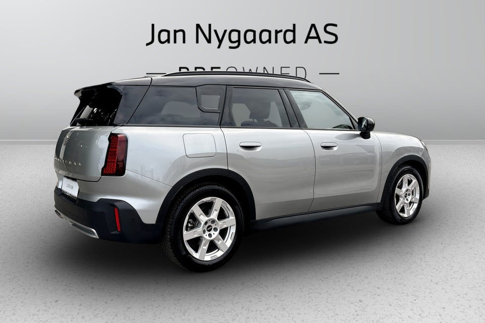 MINI Countryman E Classic Trim M 5d