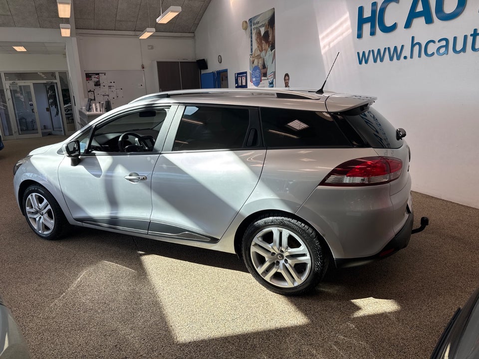 Renault Clio IV 0,9 TCe 90 Zen Sport Tourer 5d