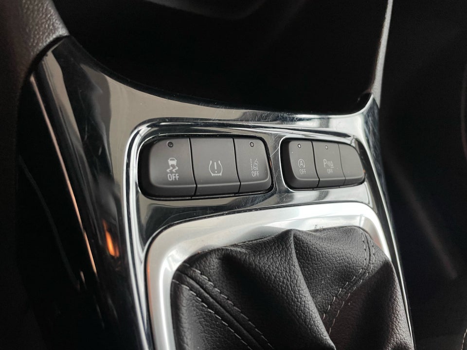 Opel Crossland 1,2 Sport 5d