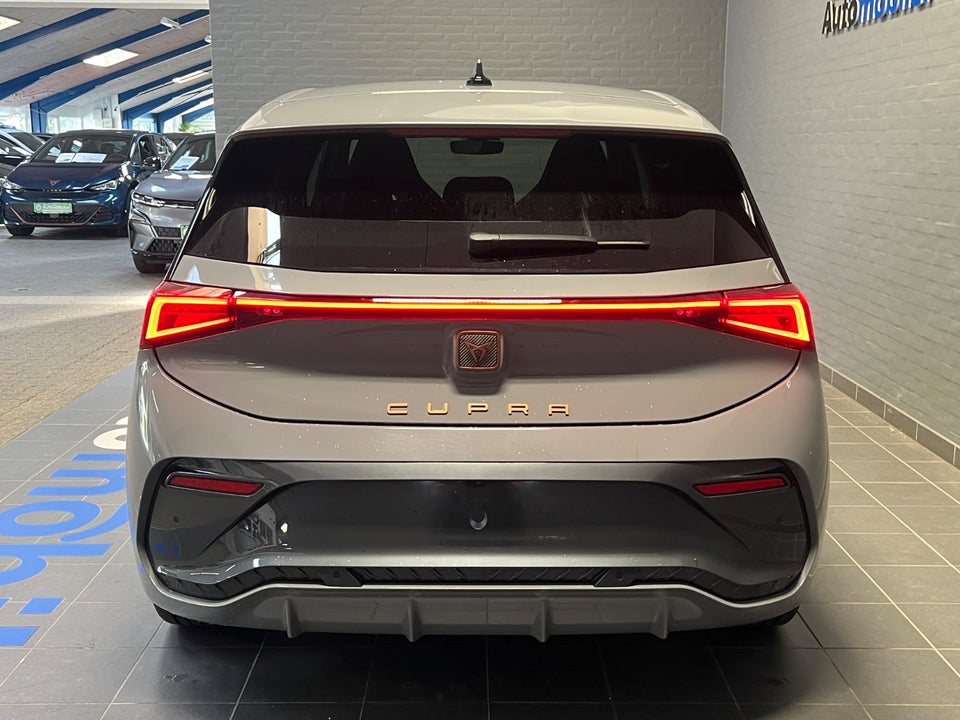 Cupra Born 58 e-Boost Business Edition 5d