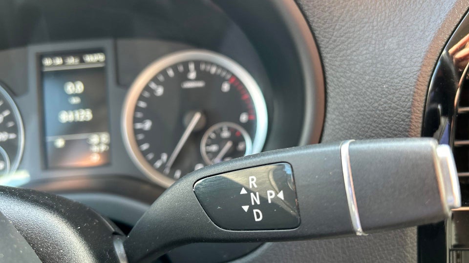 Mercedes Vito 114 2,0 CDi Kassevogn aut. L RWD