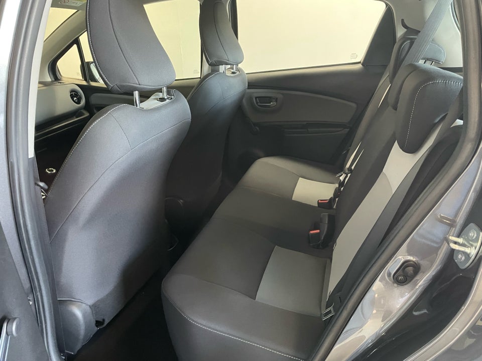 Toyota Yaris 1,0 VVT-i T2 5d