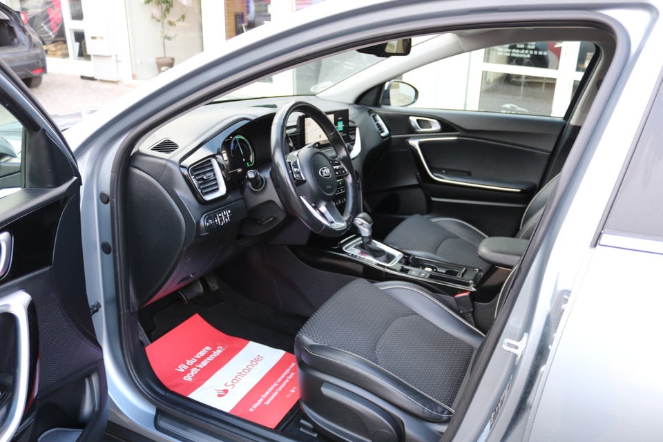 Kia XCeed 1,6 PHEV Upgrade DCT 5d