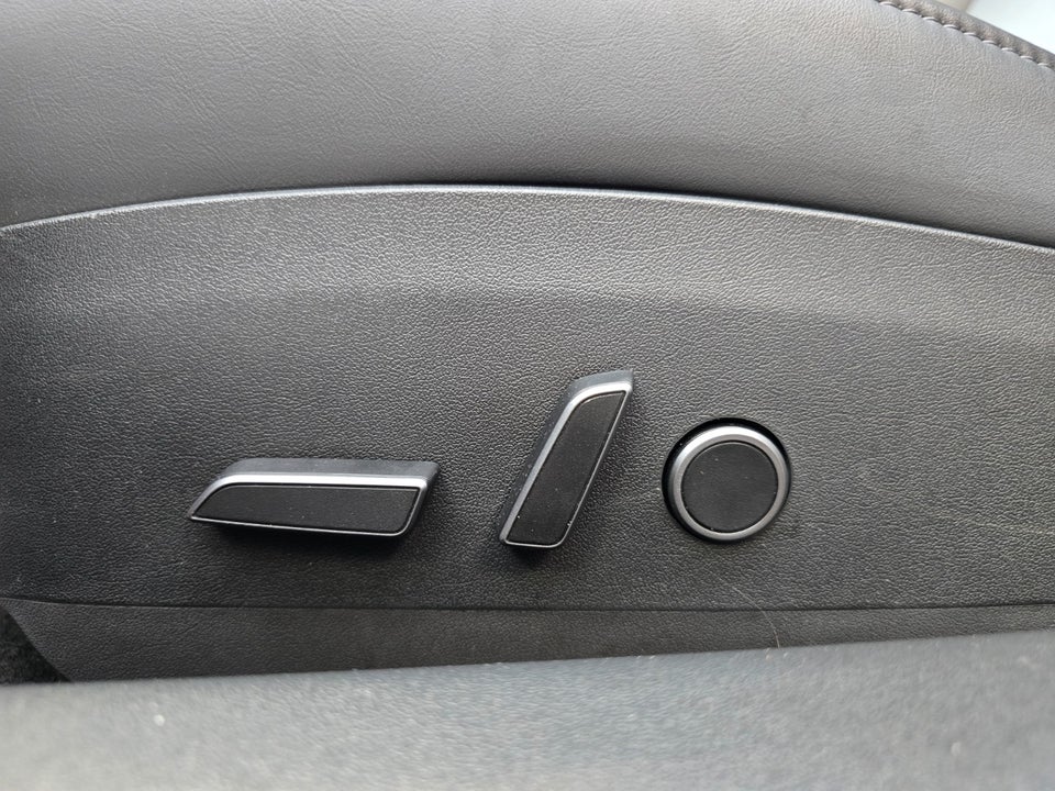 Tesla Model 3 Standard Range+ RWD 4d