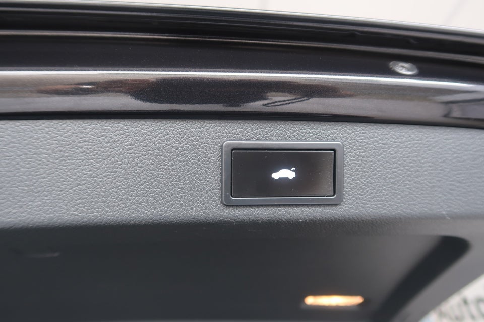 Skoda Superb 1,4 TSi 150 Ambition Combi DSG 5d
