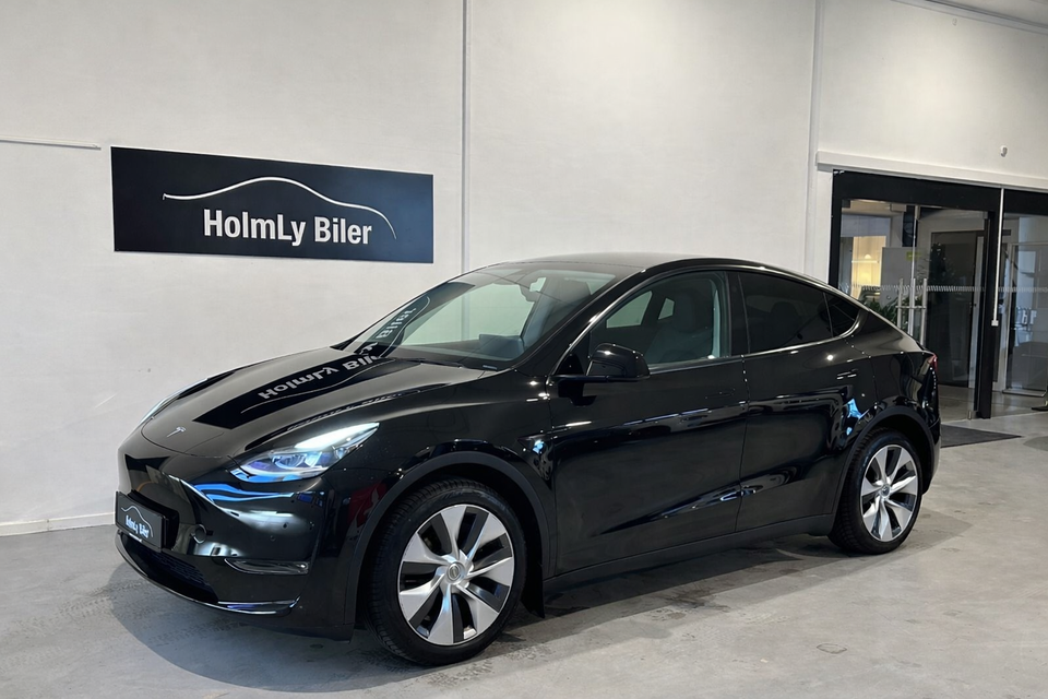 Tesla Model Y RWD 5d