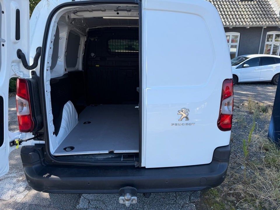 Peugeot Partner 1,5 BlueHDi 130 L1V1 Plus EAT8 Van