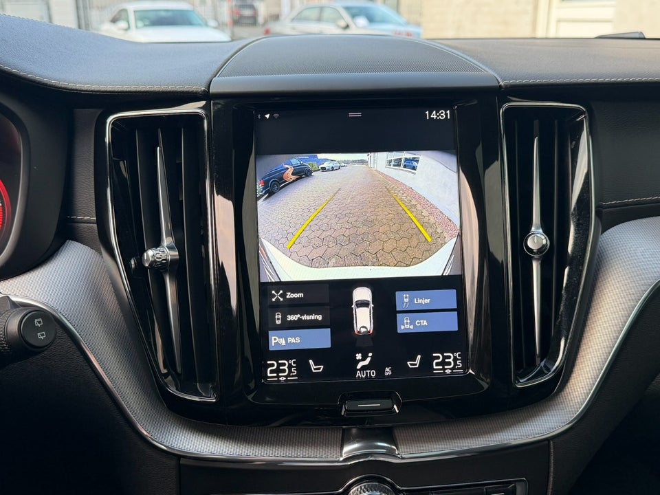 Volvo XC60 2,0 T5 250 R-Design aut. AWD 5d