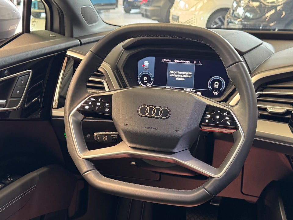 Audi Q4 e-tron 45 S-line 5d