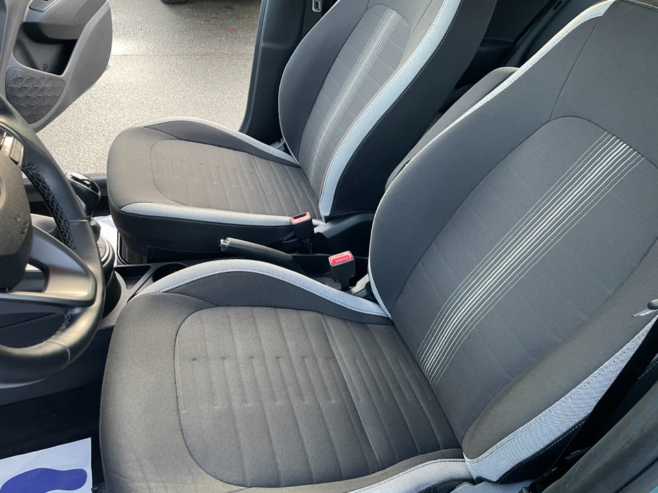 Hyundai i10 1,0 MPi Advanced AMT 5d