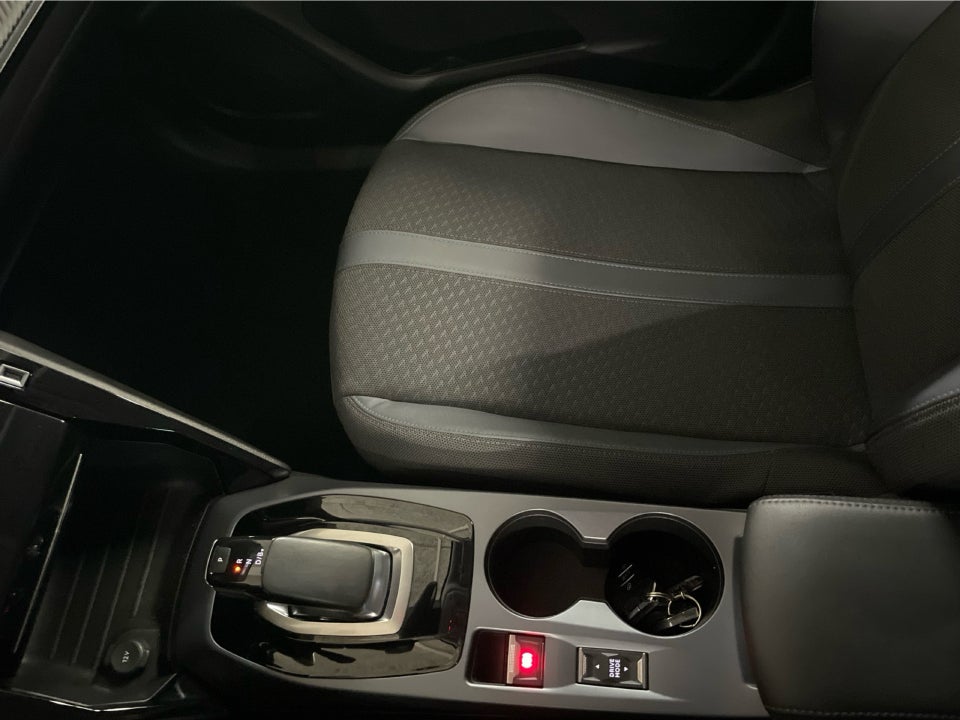 Peugeot e-2008 50 Allure 5d