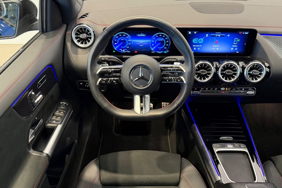 Mercedes EQA300 AMG Line 4Matic 5d