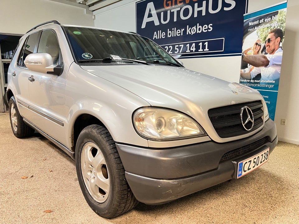 Mercedes ML320 3,2 aut. 5d