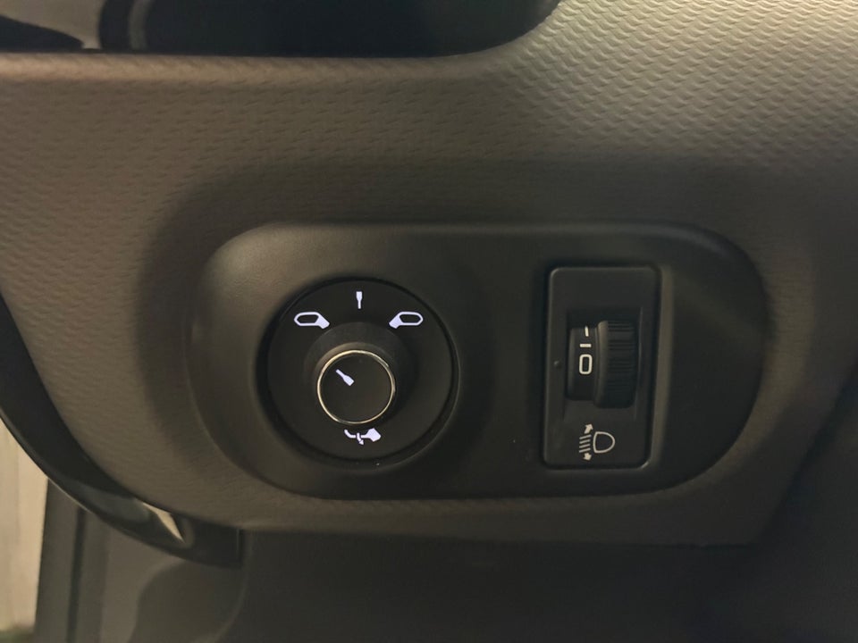 Citroën C4 Cactus 1,2 PureTech 110 SkyLine 5d