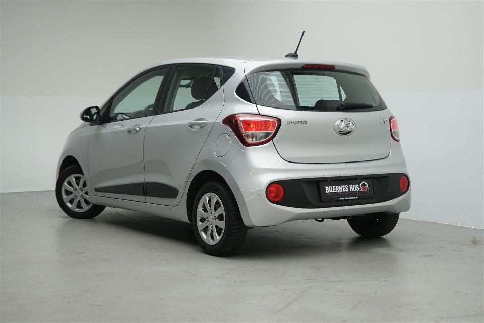 Hyundai i10 1,0 Premium 5d