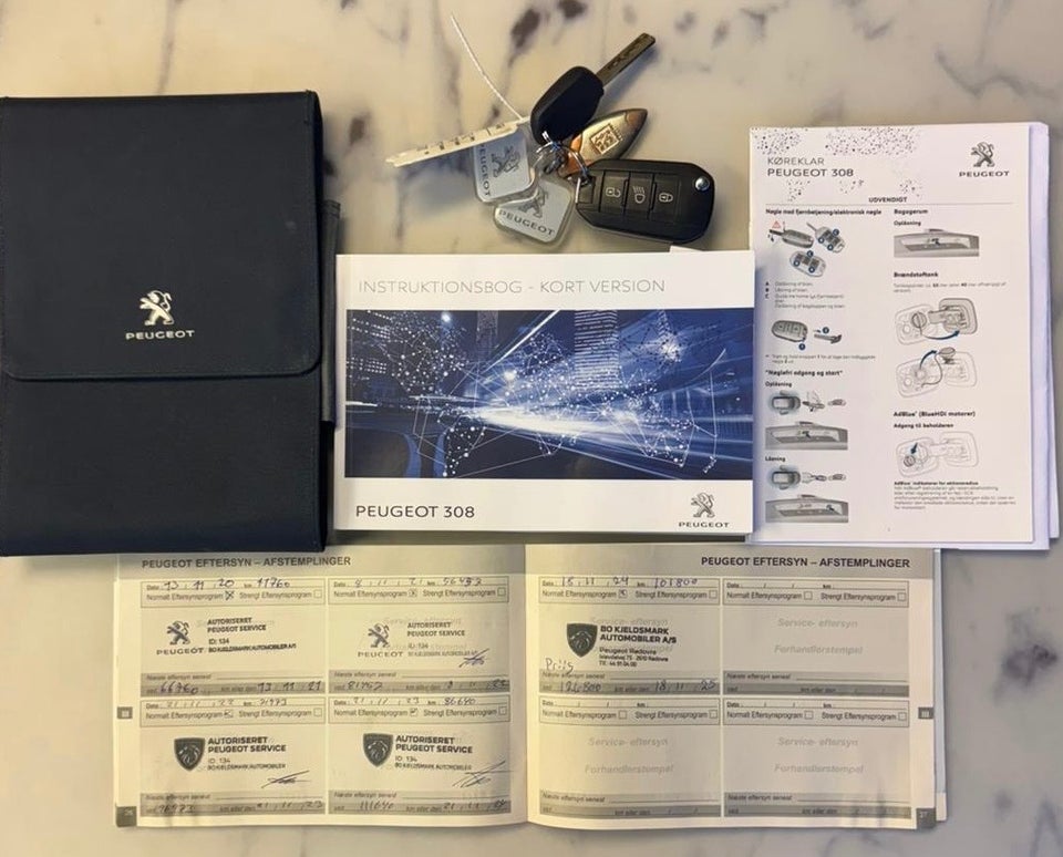 Peugeot 308 1,2 e-THP 130 Allure Sky 5d