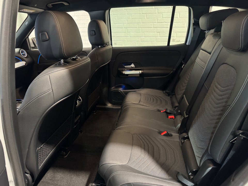 Mercedes EQB300 Progressive 4Matic 5d