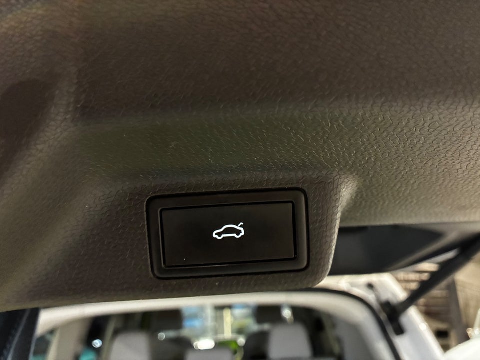 VW ID.Buzz 77 Pro SWB 5d