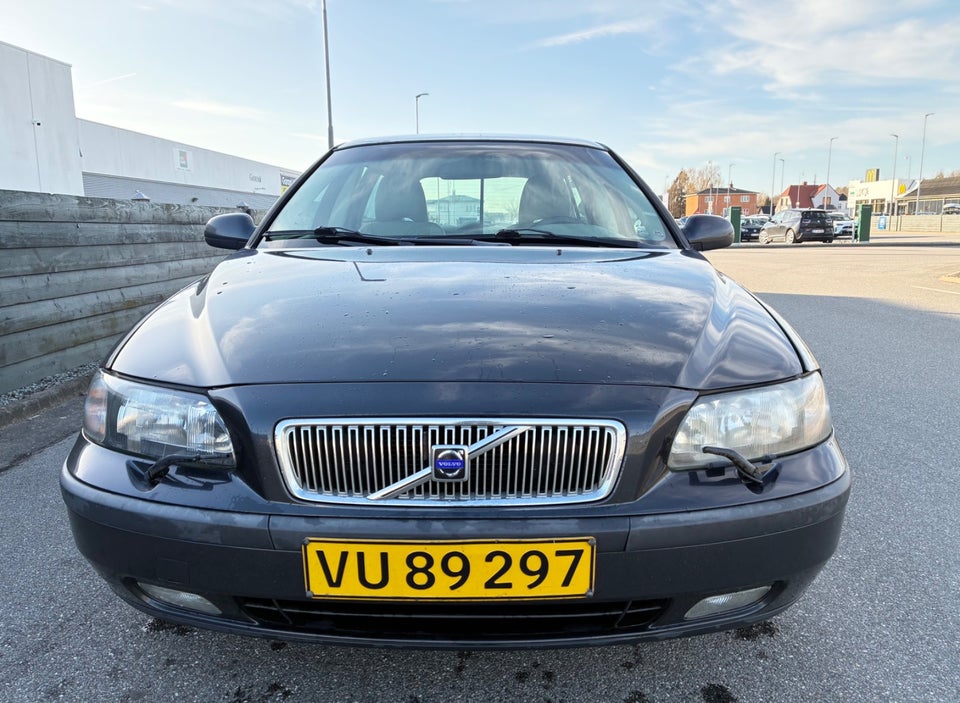 Volvo V70 2,3 T5 aut. 5d