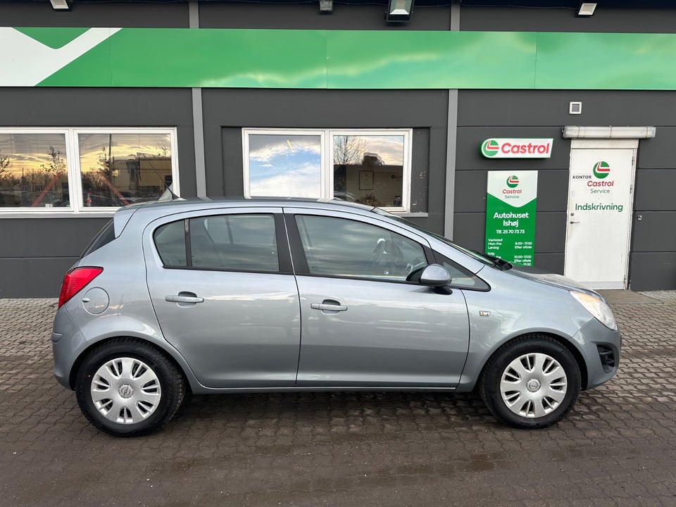 Opel Corsa 1,0 12V Cool 3d