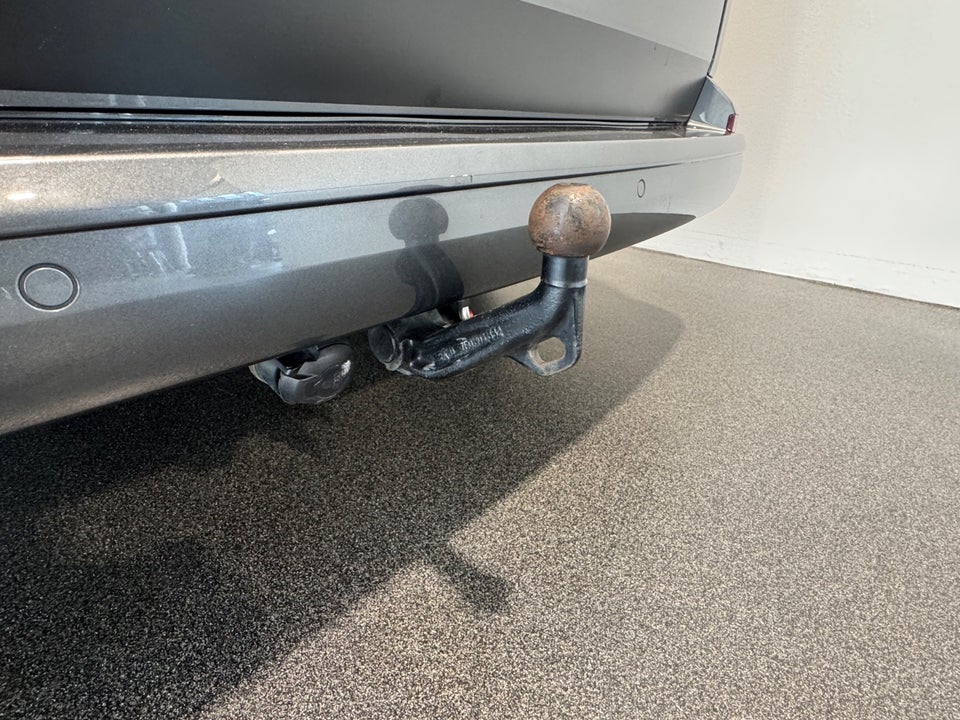 VW Transporter 2,0 TDi 150 Kassevogn DSG lang