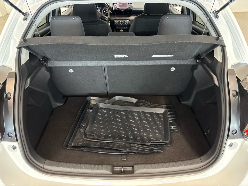 Toyota Yaris 1,5 Active 5d