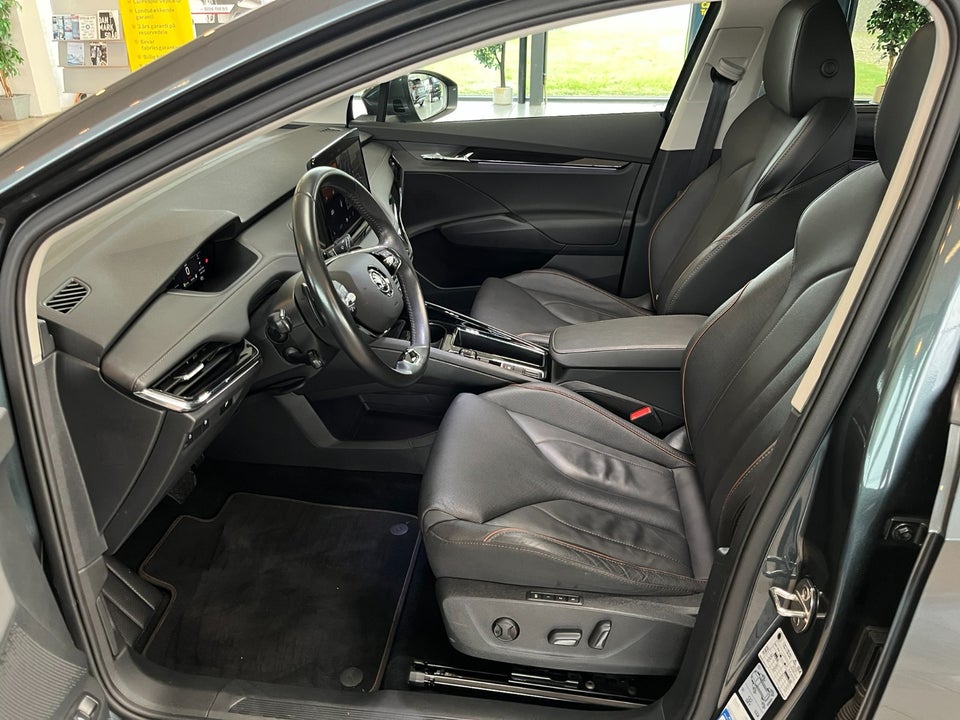 Skoda Enyaq 80 iV Suite 5d