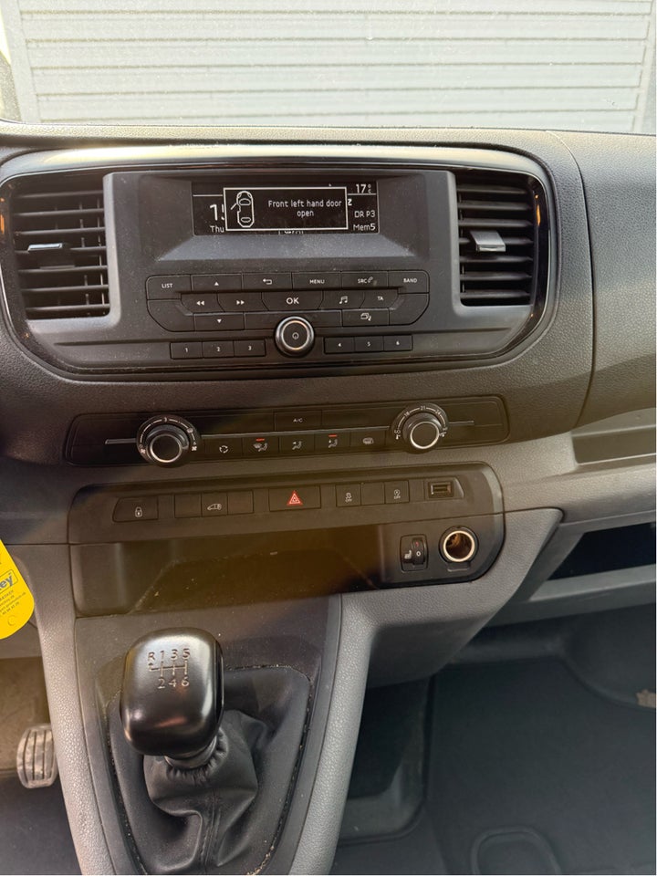 Peugeot Expert 2,0 BlueHDi 150 L2 Plus Van